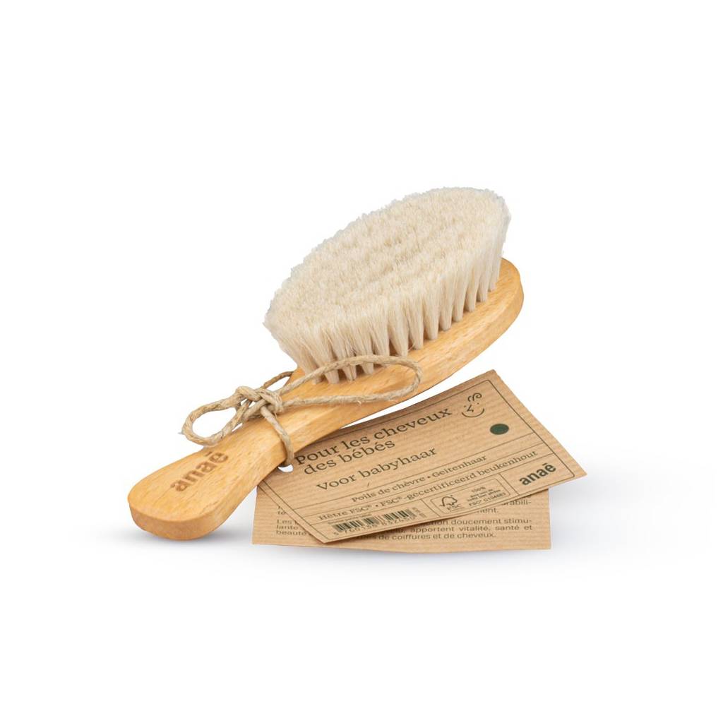 Brosse à cheveux bébé et étiquette