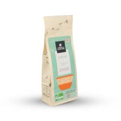 Sachet de thé blanc exotique de côté