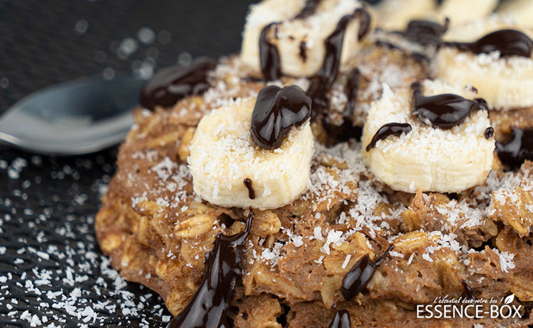 essence-box-bowl-cake-banane-et-noix-de-coco-horizontal.jpg